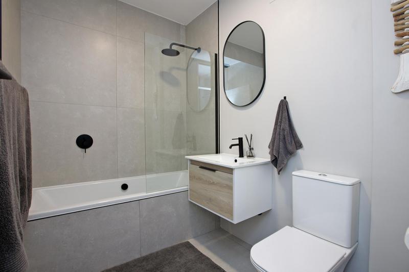 2 Bedroom Property for Sale in Bloubergstrand Western Cape